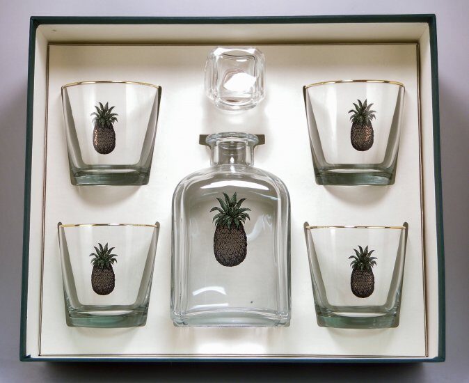 Pineapple, Decanter Set w/4 Tapered Old Fashioned, gift Boxed - Click Image to Close