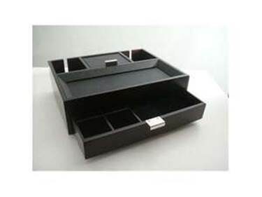 https://st.houzz.com/simgs/89b1026002c68bee_4-3667/contemporary-coat-stands-and-umbrella-stands.jpg