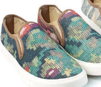 sneaker2